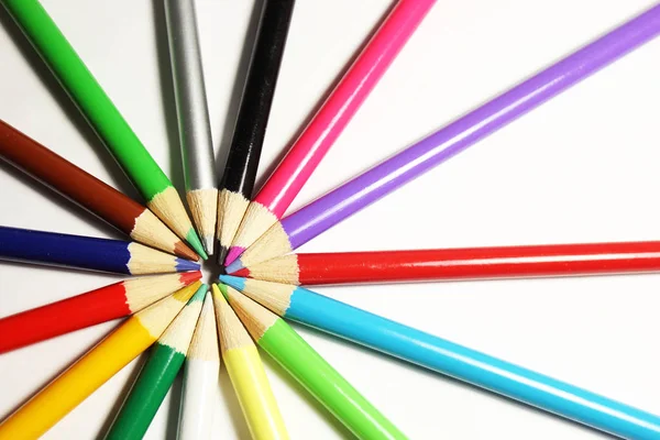 Φωτεινά χρωματισμένα μολύβια — Φωτογραφία Αρχείου