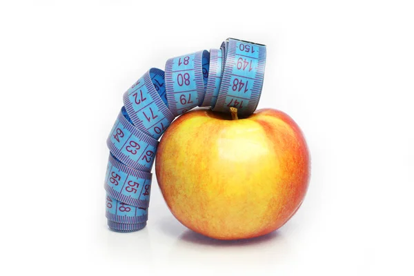 Metre ile apple üzerinde rulo — Stok fotoğraf
