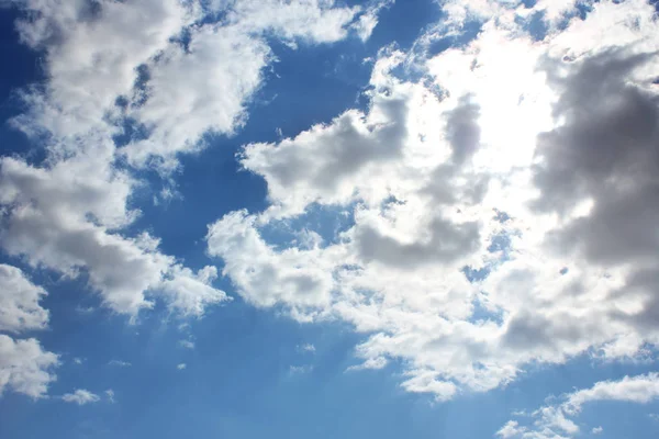 Blue cloudy sky — Stock Photo, Image