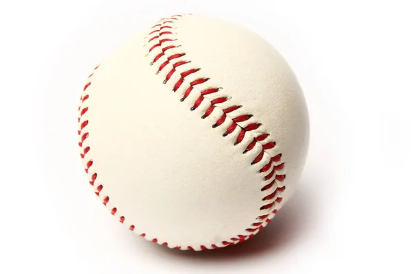 Myach piękne baseball na białym tle — Zdjęcie stockowe