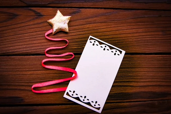 Julgran gjord av papper bakgrund — Stockfoto