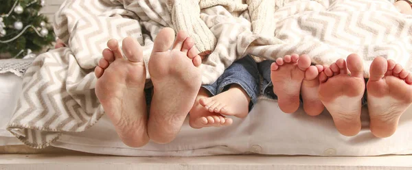 Feet happy family — Stock Photo, Image