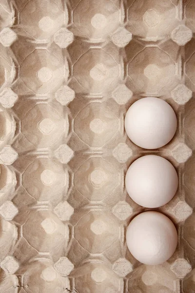 Huevos Bandeja Cartón Aptos Para Transportar Transportar Huevos Enteros — Foto de Stock