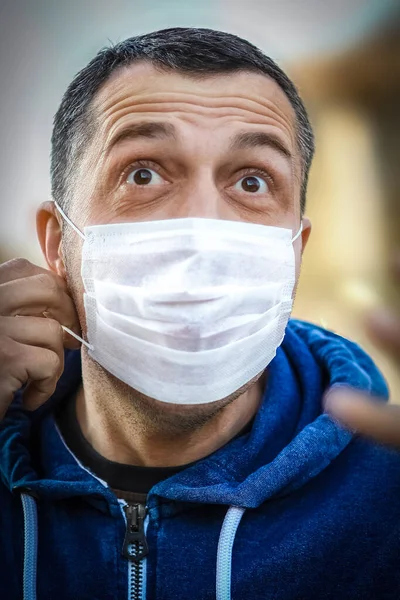 Maskerad Man Från Coronavirus Och Luft Skydd Mot Luftföroreningar Från — Stockfoto