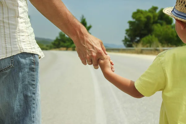 Father Son Walk Road Holding Hands — Stock Photo, Image