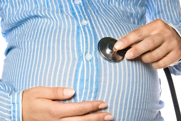 Gelukkig Zwanger Meisje Met Een Statoscoop Handen Een Witte Achtergrond — Stockfoto