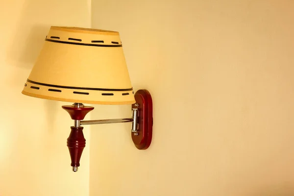 Lámpara Con Sombra Sobre Fondo Pared Estilo Belleza Las Antigüedades — Foto de Stock