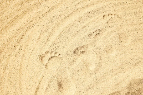 Tekenen Het Zand Bij Zee Natuur Reizen Achtergrond Handgetekende Voetafdruk — Stockfoto