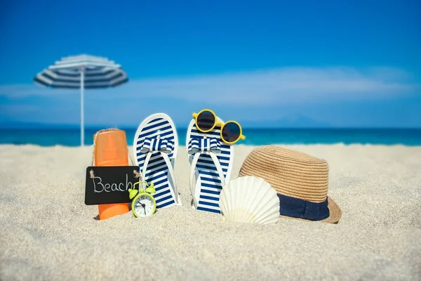 Beach Summer Holiday Banner Background Flip Flops Hat Board Ball — Stock Photo, Image