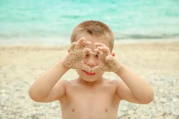 Criança Feliz Brincando Mar Parque — Fotografia de Stock