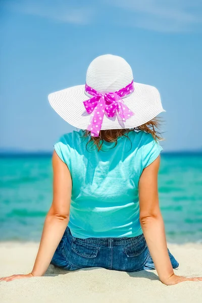 Fille Heureuse Mer Grèce Sur Sable Nature — Photo