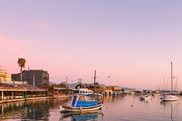 Mikrolimanos hamn. — Stockfoto