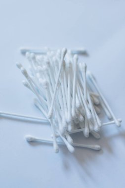 Kişisel, kulak ve kulak temizliği için pamuk çubuğu