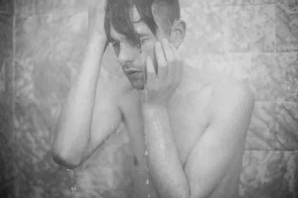 Black White Photo Shoot Water Bath Mental Photos Desperate Looks — Stock Photo, Image