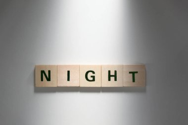 Word gece ışık üst ile ahşap blok yaptı