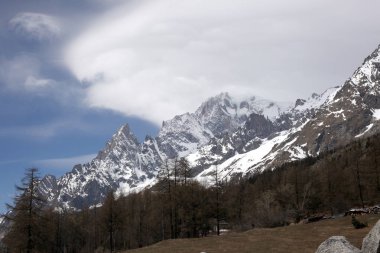 bir panorama İtalyan Alpleri'nde görüntüleyin