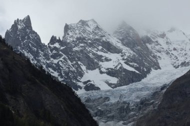 bir panorama İtalyan Alpleri'nde görüntüleyin