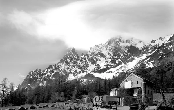 Вид Панораму Італійських Альпах — стокове фото