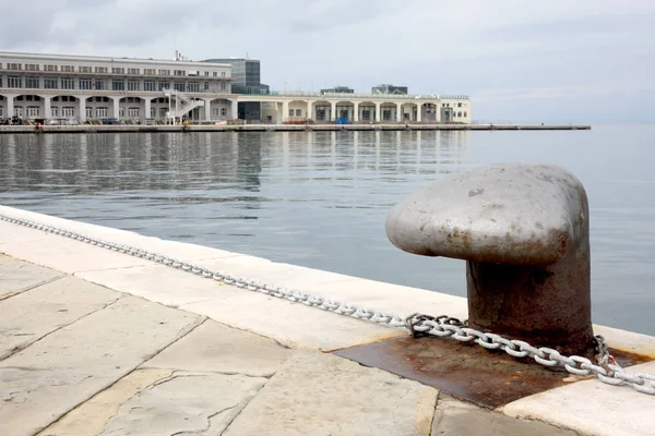 Trieste Setembro 2017 Itália Ponto Ancoragem Cais Pedra — Fotografia de Stock