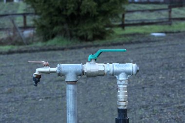 Metnin için kopyalama alanı olan tarım için sulama musluğu