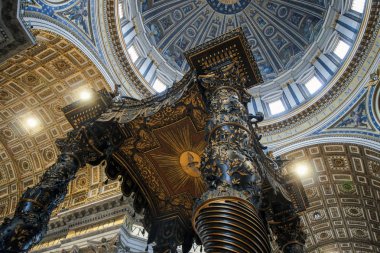 Vatikan, Vatikan - 25 Şubat 2017: St. Peter's Bazilikası Vatikan iç 