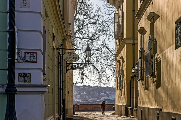 Budapeszt Węgry Stycznia 2018 Mała Aleja Molnar Zachodzie Słońca Budapeszcie — Zdjęcie stockowe
