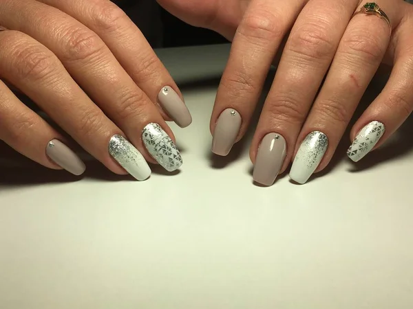 Fashionable White Manicure Beige Silver Design Textural Background — 스톡 사진