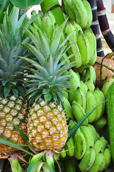 Pineapple and banana — Stock Photo, Image