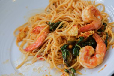 Spagettili Pad Kee Mao