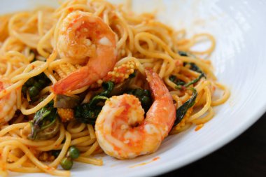 Spagettili Pad Kee Mao