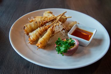 Uzun ömürlü Erişteli Kızarmış Karides