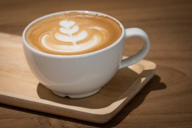 Latte arts kahvesi.