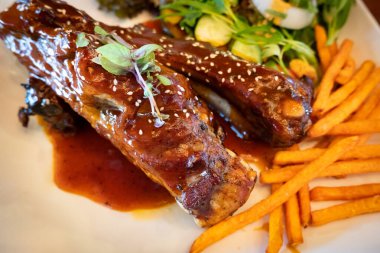 Izgara domuz pirzola