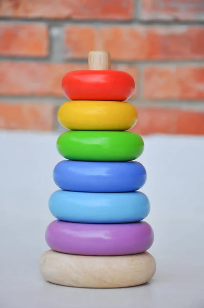 Brinquedos Madeira Coloridos Fortalecem Desenvolvimento Das Crianças — Fotografia de Stock