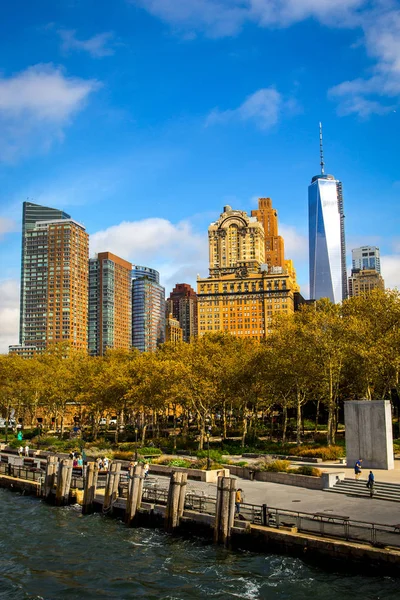 Vista Del Horizonte Del Bajo Manhattan Desde Ferry Nueva York — Foto de Stock