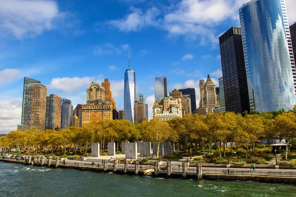 Vista Del Horizonte Del Bajo Manhattan Desde Ferry Nueva York — Foto de Stock