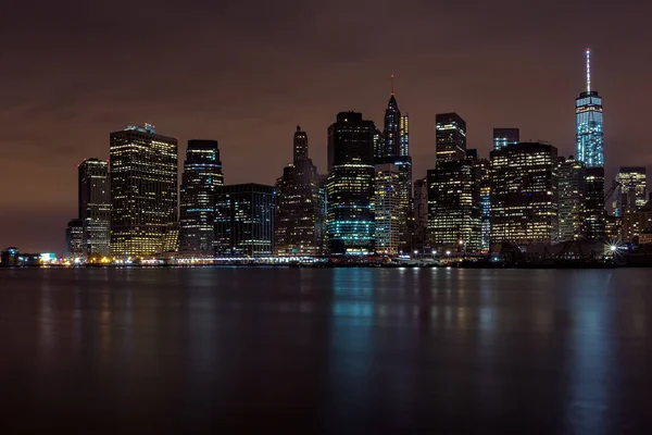Downtown Manhattan Vista Noturna Brooklyn Bridge Park — Fotografia de Stock