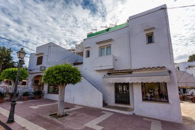 Eski beyaz Cala d'Or, Mallorca bina