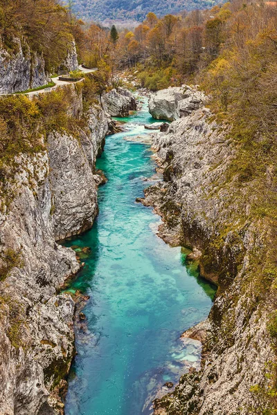 Belas Águas Azul Turquesa Margens Rochosas Rio Soca Eslovénia — Fotografia de Stock