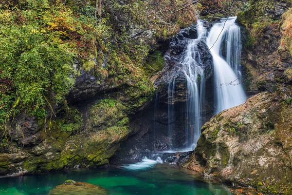 Linda Vista Cachoeira Outono Vintgar Gorge Famoso Destino Turístico Perto — Fotografia de Stock