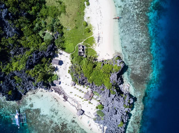 Dji Mavic Drone Foto Sopra Isola Elnido Escursioni — Foto Stock