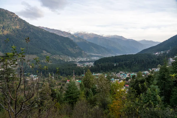 Vista Del Villaggio Manali Nel Nord Dell India Con Montagne — Foto Stock