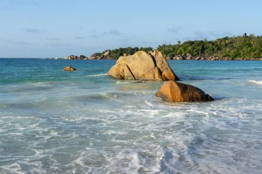 Praslin Adası Seyşeller 'deki Anse Lazio plajı