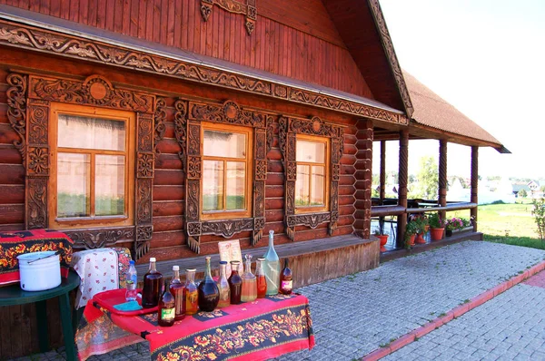 Geleneksel Rus kulübe. Rus içki. Suzdal, Rusya Federasyonu
