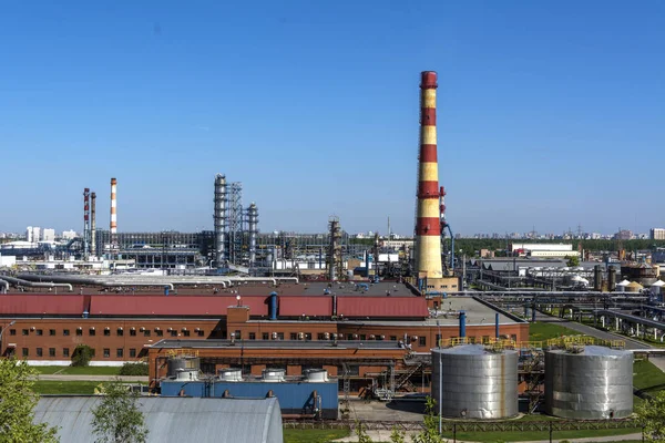 Industriële district, gebied, fabriek, productie en energie. Moskou. Kapotnya — Stockfoto