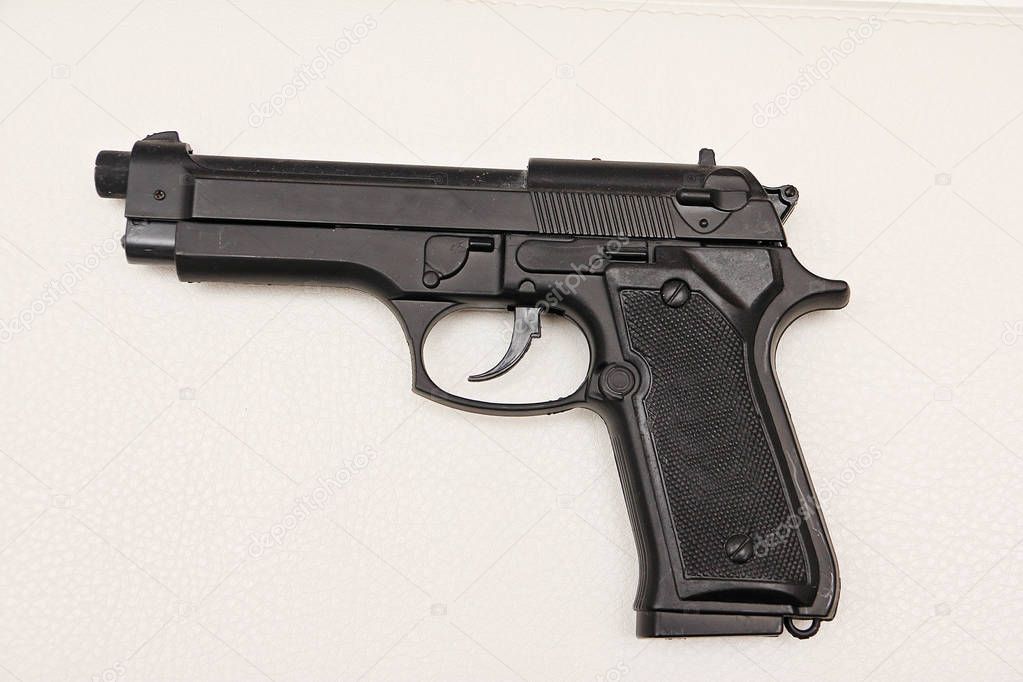 A copy of the black 9mm pistol.