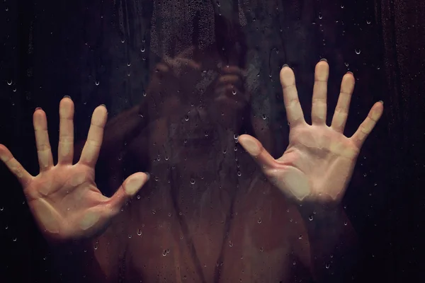 Bir kadının sıradışı kavramsal portre.