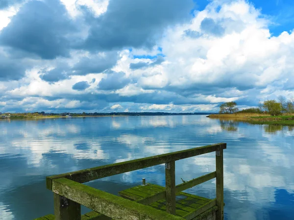 Landscape with mossy jetty — Stock Photo, Image