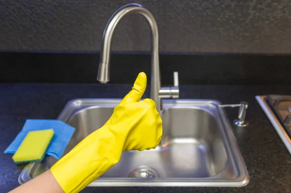 Great Concept Domestic Cleaning Hand Glove Making Positive Sign Thumb — Stock Photo, Image