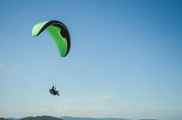 Camboriu Brasil Dezembro 2017 Estudantes Praticando Parapente Colina — Fotografia de Stock